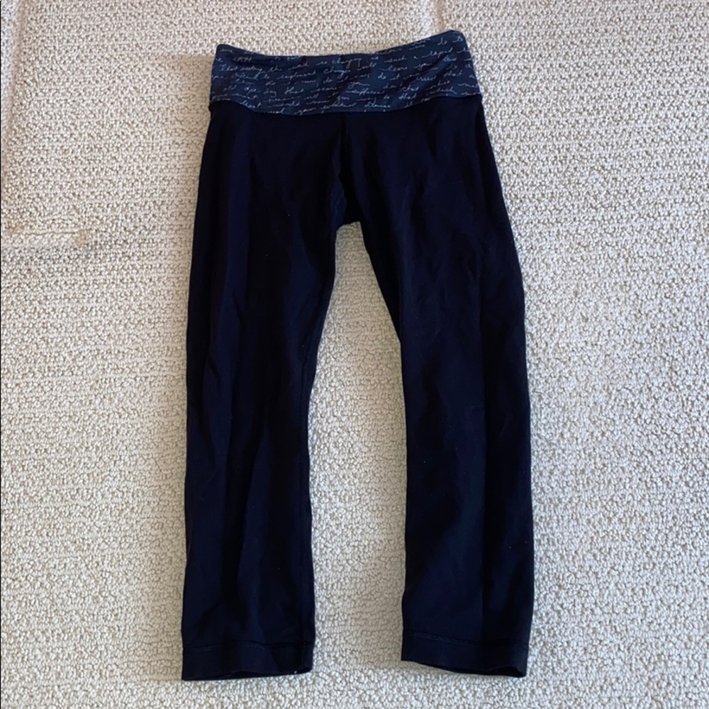 Black lululemon cropped leggings